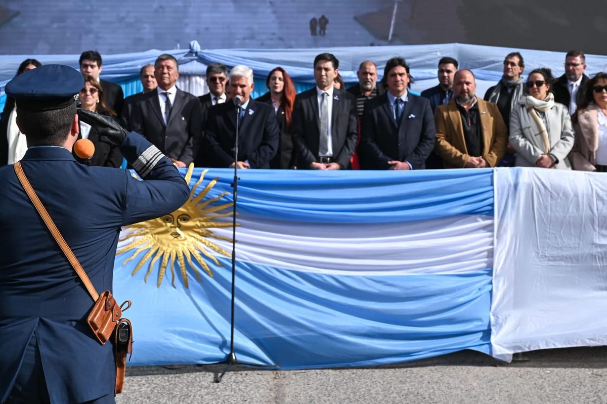 Extranjeros y poderosos, los ganadores de Poggi