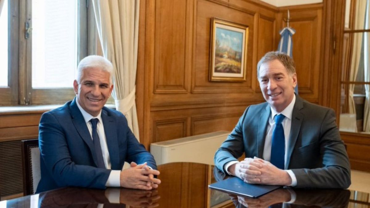 Poggi se reunió con Santilli y busca provincializar una ruta nacional, entre otros favores